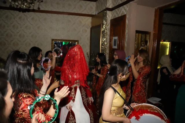 Hayal Kına Konağı