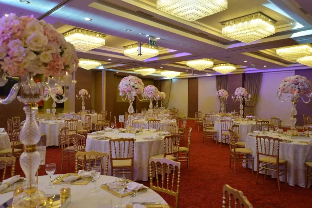 Grand Makel Hotel