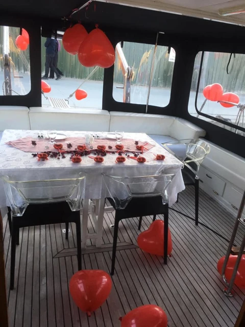 Corona Yat Turizm