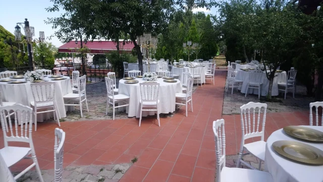 Kuzey Garden