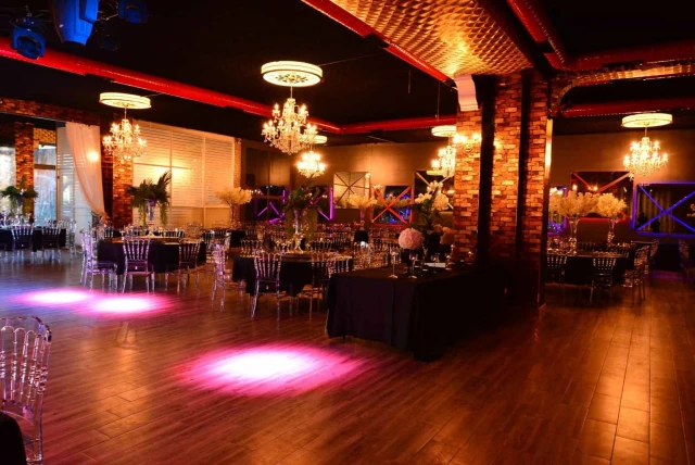 Risus Wedding