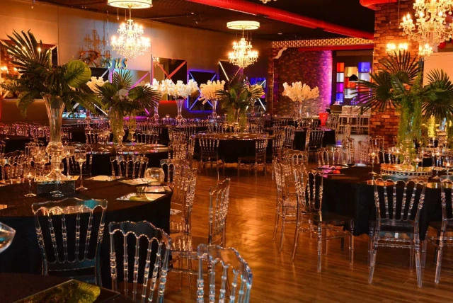 Risus Wedding