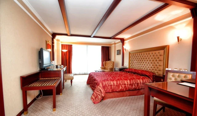 Karaca Otel