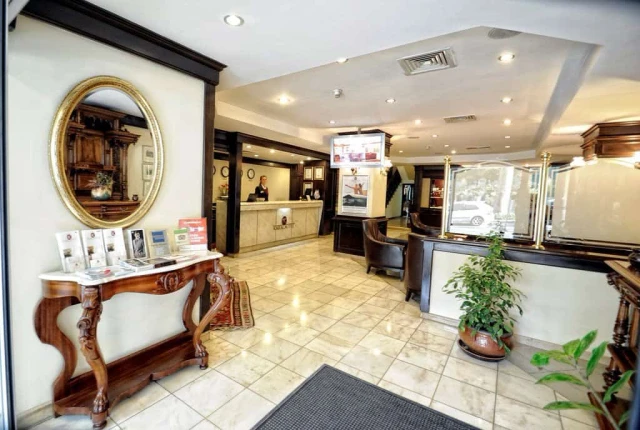 Karaca Otel