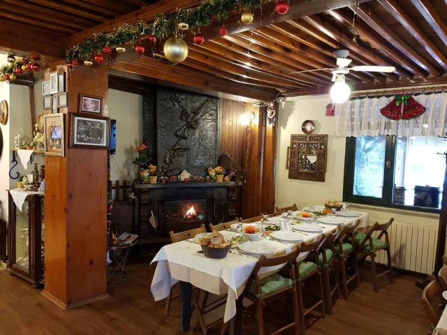 Hera Restaurant