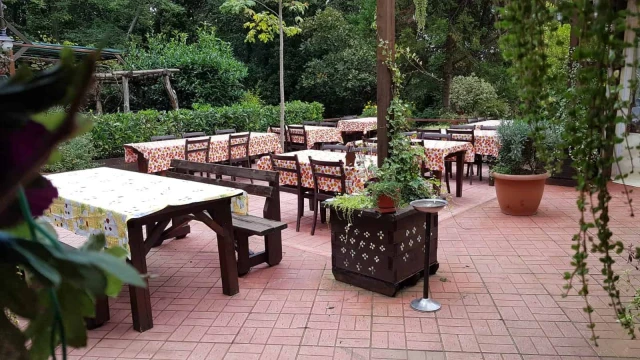 Hera Restaurant