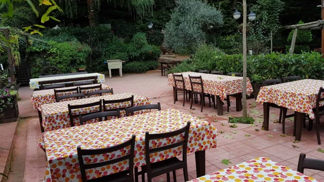 Hera Restaurant