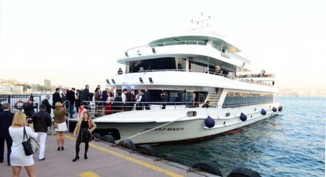 Beyaz Martı Davet Gemisi