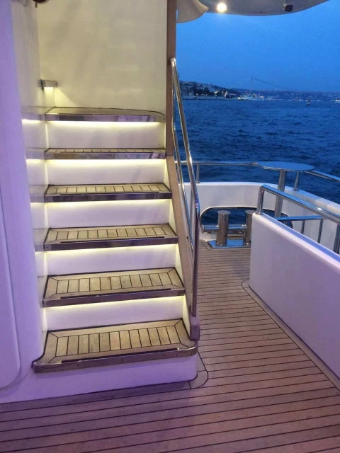 Beyaz Martı Davet Gemisi