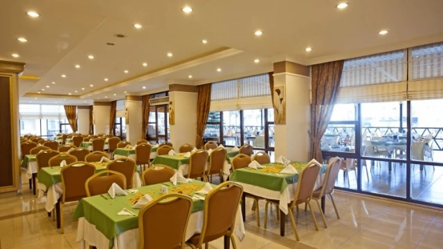 Titan Garden Hotel