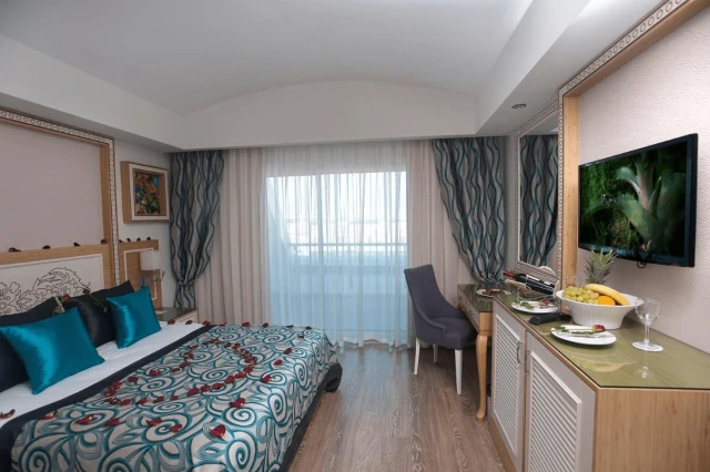 Crystal Waterworld Resort & Spa