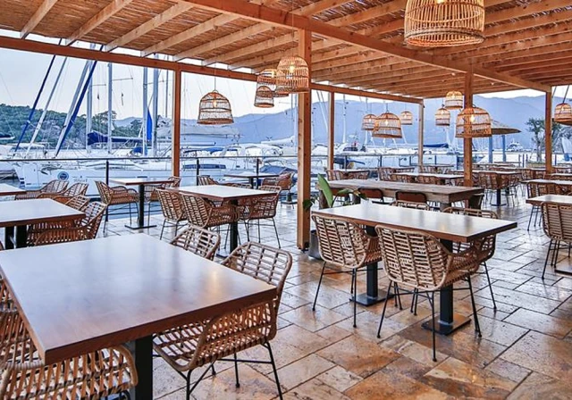 Adaköy Marina Hotel