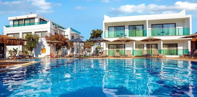 Yalıpark Beach Hotel
