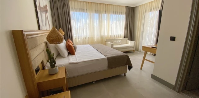 Yalıpark Beach Hotel