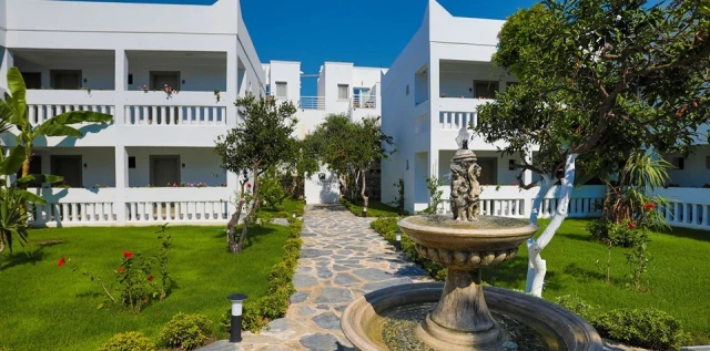 Yalıpark Beach Hotel
