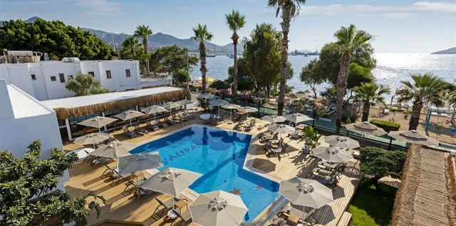 Yalıpark Beach Hotel