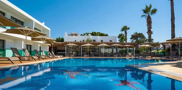 Yalıpark Beach Hotel