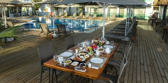 Yalıpark Beach Hotel