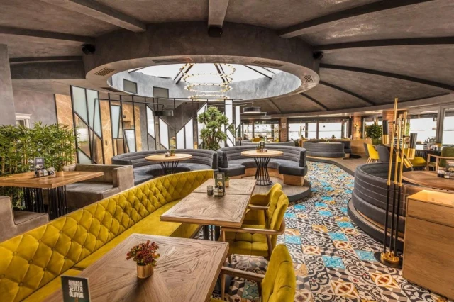 Sinema Hotel