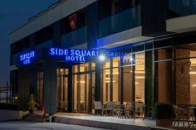 Side Square Hotel