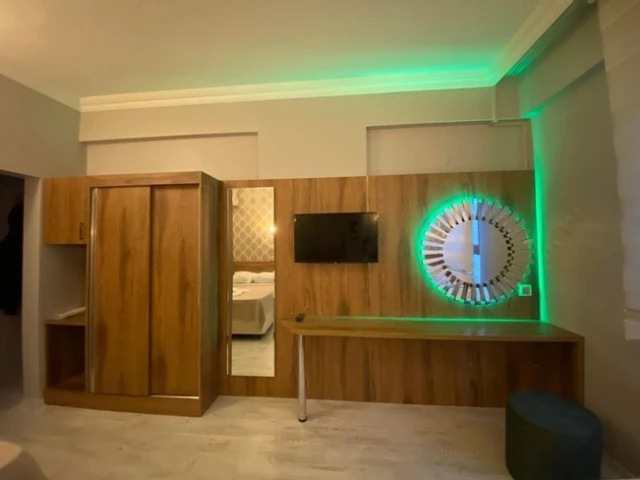 Grand 53 Hotel