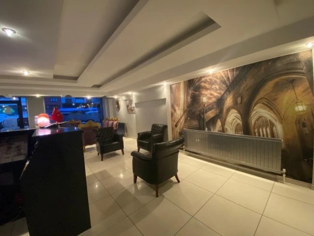 Grand 53 Hotel
