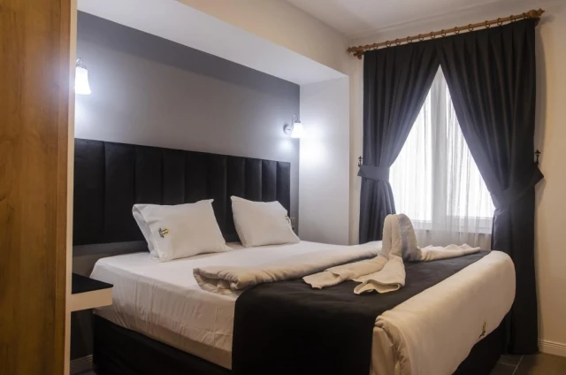 Sweet Home Suit Hotel