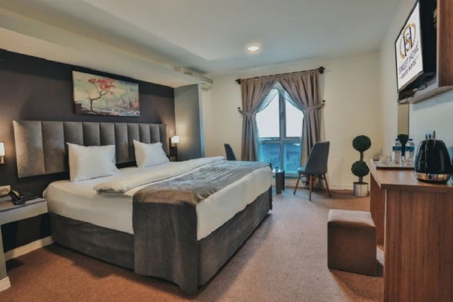 Sweet Home Suit Hotel