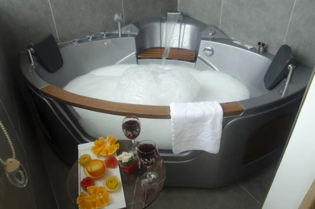 Sweet Home Suit Hotel