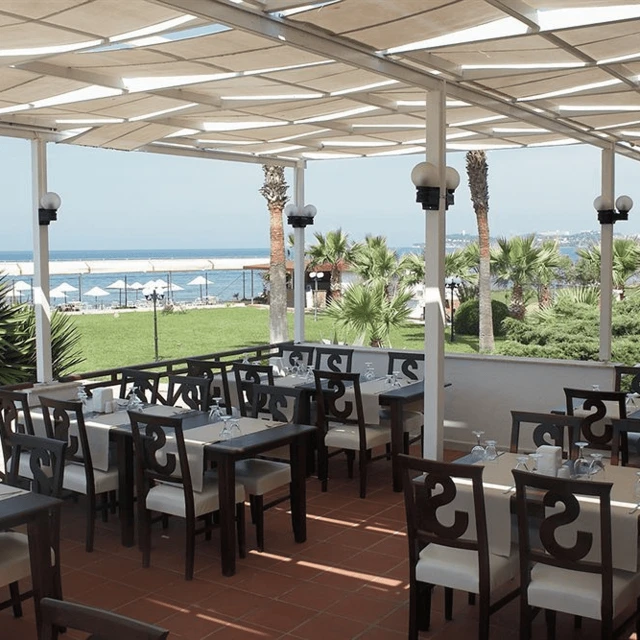 Sentinus Beach Hotel