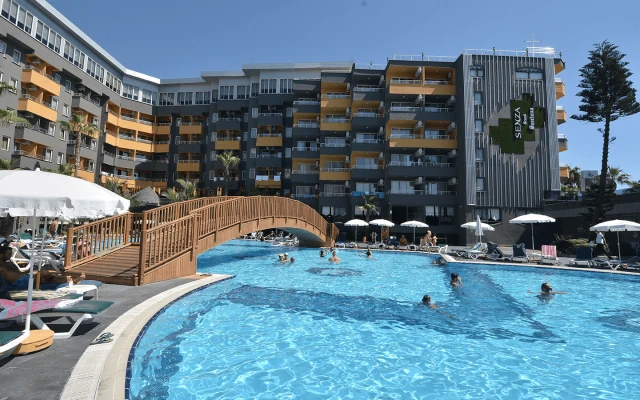 Senza Grand Santana Otel
