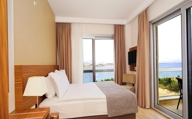 Casa De Playa Luxury Hotel & Beach