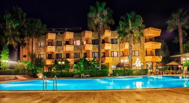 Panorama Plaza Hotel