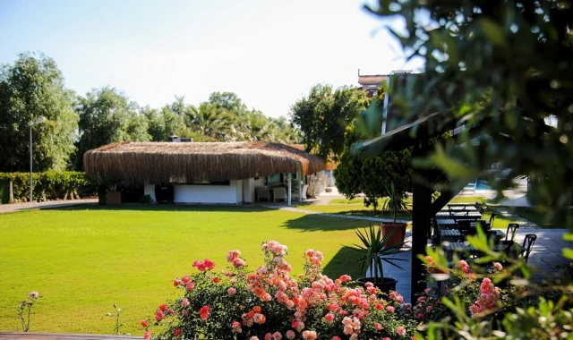 Suess Alaçatı Otel