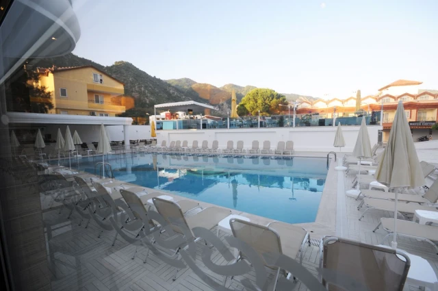 İdaş Hotel