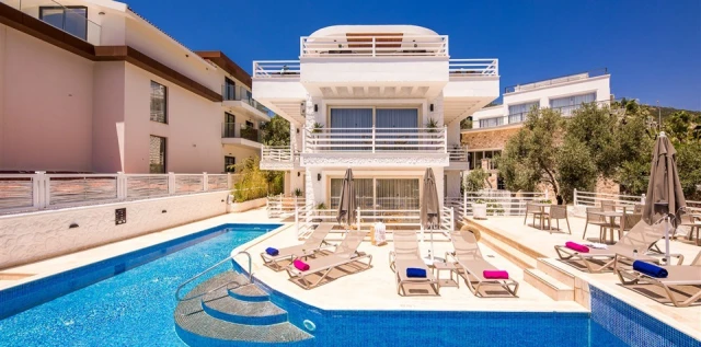 Kalkan Saray Suites