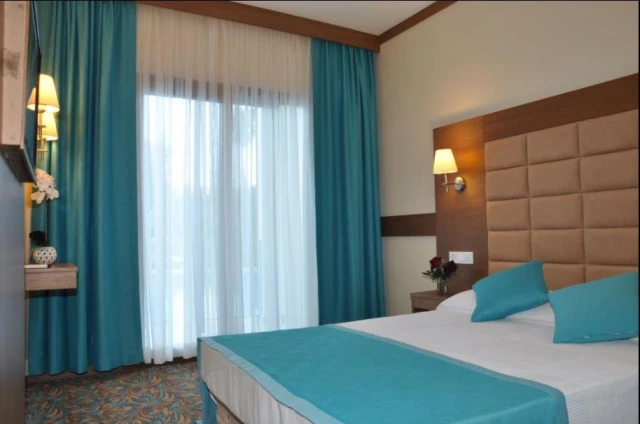 Liona Hotel