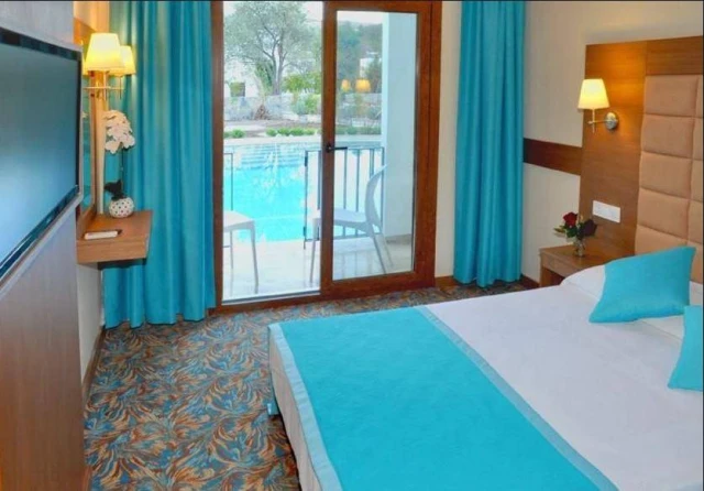 Liona Hotel
