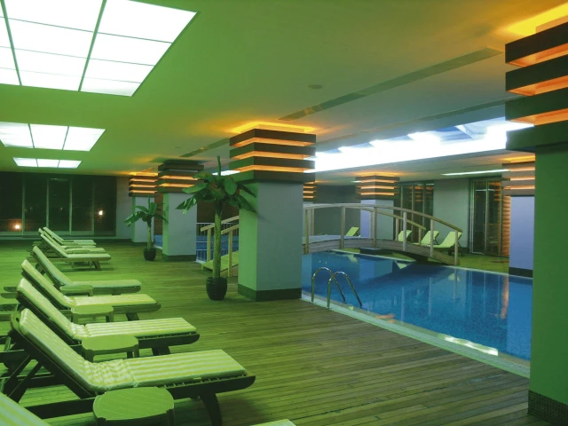Meder Resort Hotel