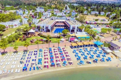 Costa Bitezhan Beach Hotel