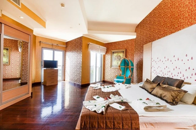 Maira Deluxe Resort Hotel