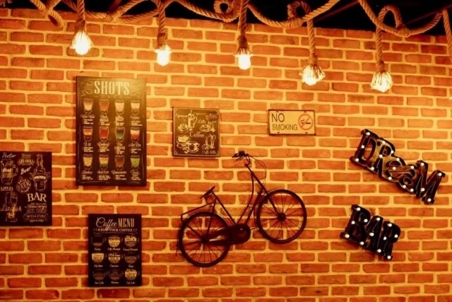 Lotus Cafe Apart