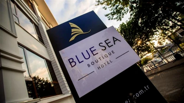 Blue Sea Hotel