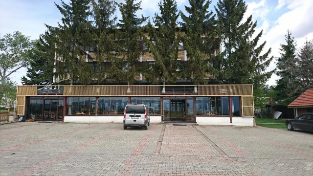 Çamlıçeşme Hotel