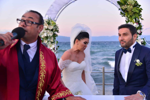 Tiyatral Nikah Sanatçısı