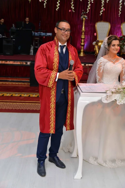Tiyatral Nikah Sanatçısı