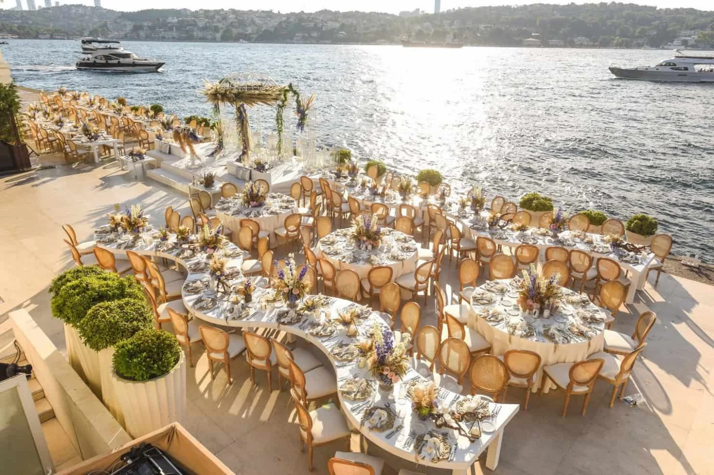 İstanbul'un En L&uuml;ks 20 D&uuml;ğ&uuml;n Mekanı ve Balo Salonu