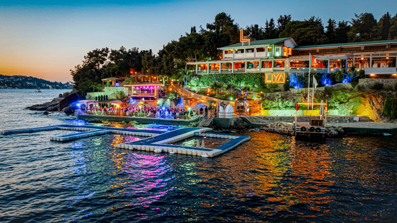 İstanbul'un En L&uuml;ks 20 D&uuml;ğ&uuml;n Mekanı ve Balo Salonu